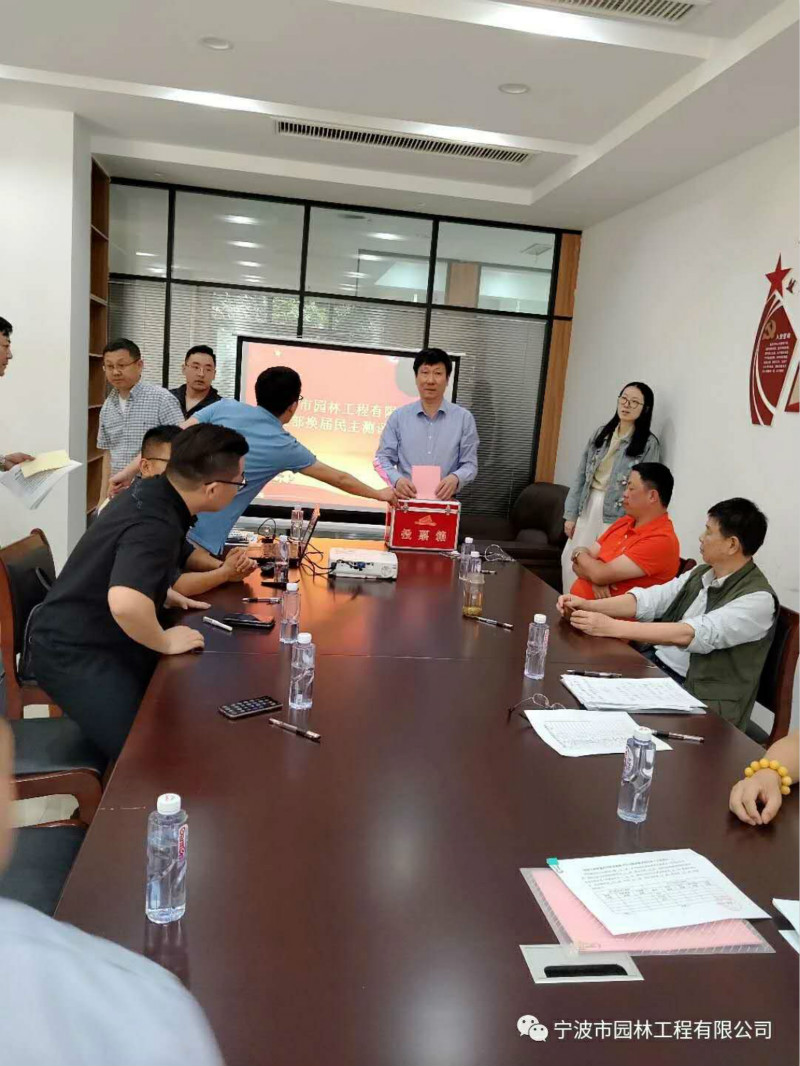 03_meitu_8.jpg 03_meitu_8.jpg